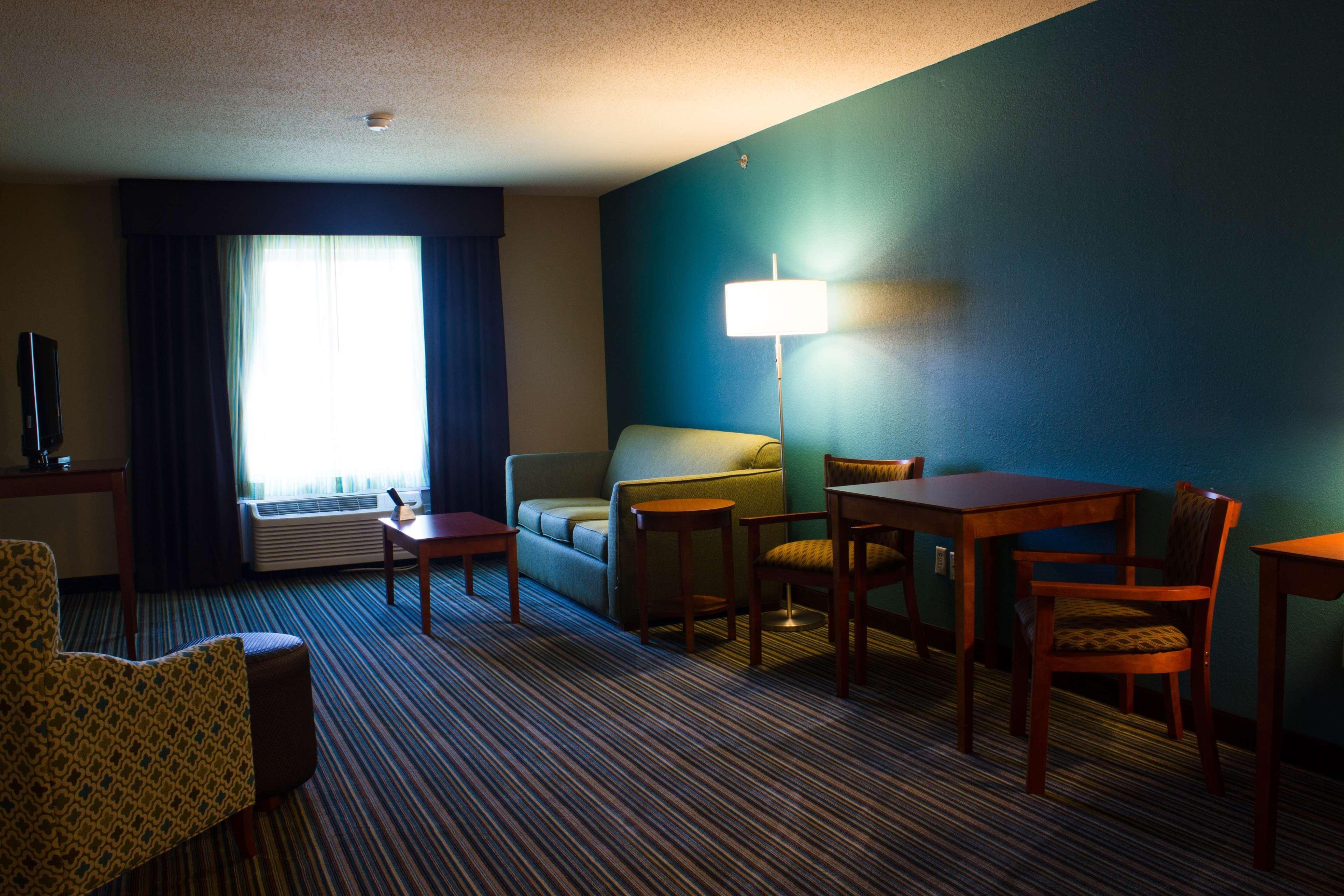 Best Western Plus Menomonie Inn & Suites Dış mekan fotoğraf